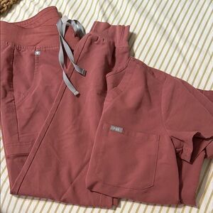 Figs Women's Dusty Rose Joggers